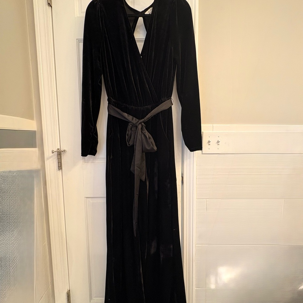 Elegant Black Velvet Pantsuit